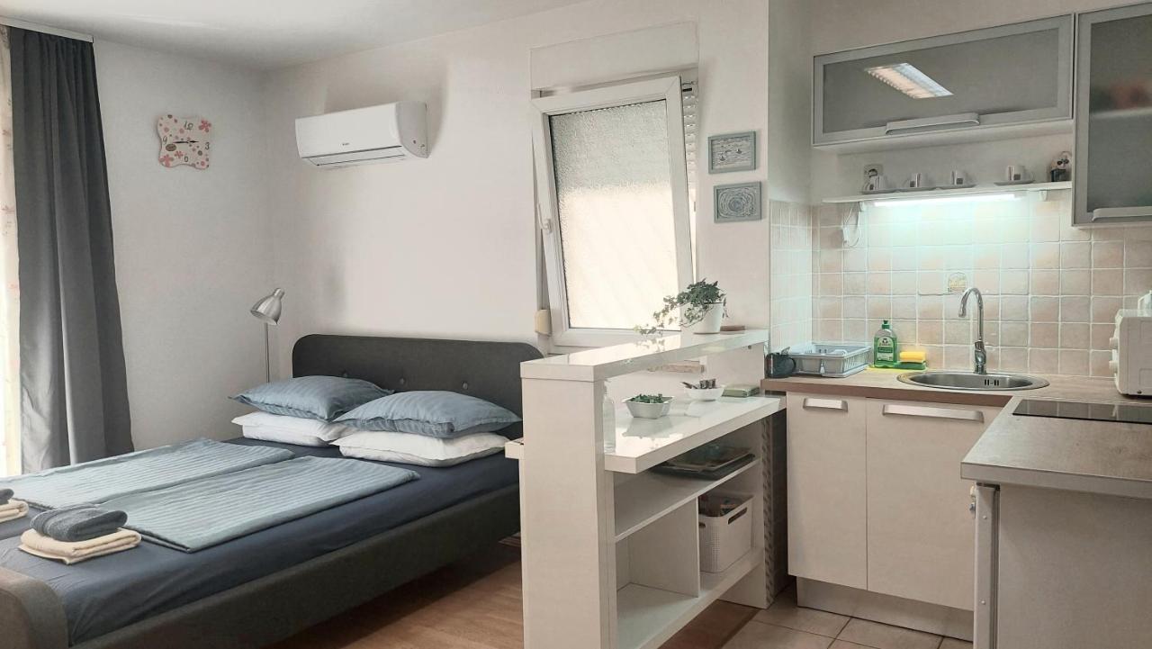 Studio 7Even Ground Floor Apartment Pula Exterior foto